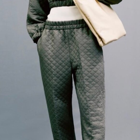 Zara Khaki Green Quilted Slouchy Sweatpant Pants Pockets Size Small - Picture 1 of 10